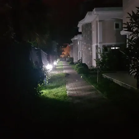 别墅 Calis 2 费特希耶