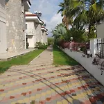 Villa Calis 2