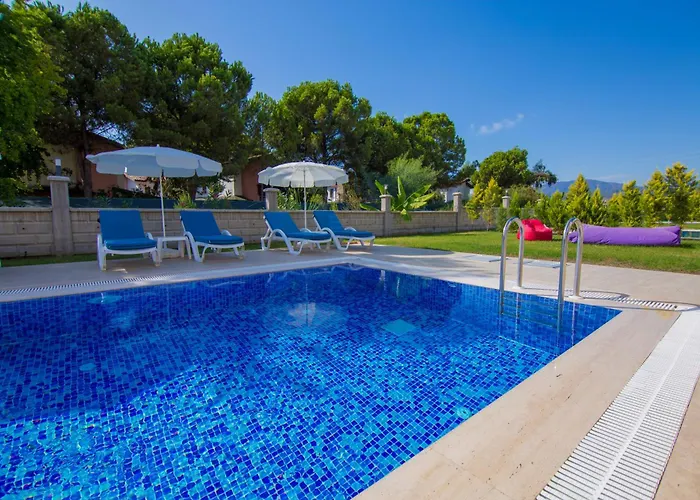 Villa Calis 2 *