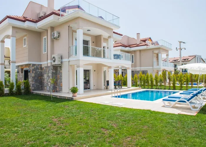 Villa Calis 2 *