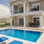 Calis 2 Villa