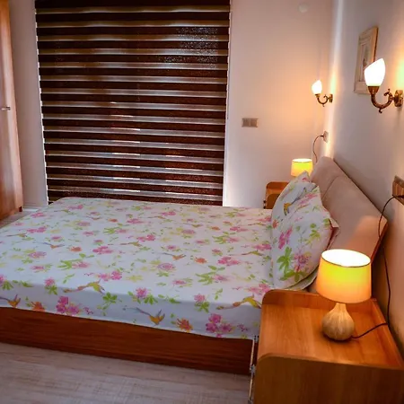 Villa Calis 2 *